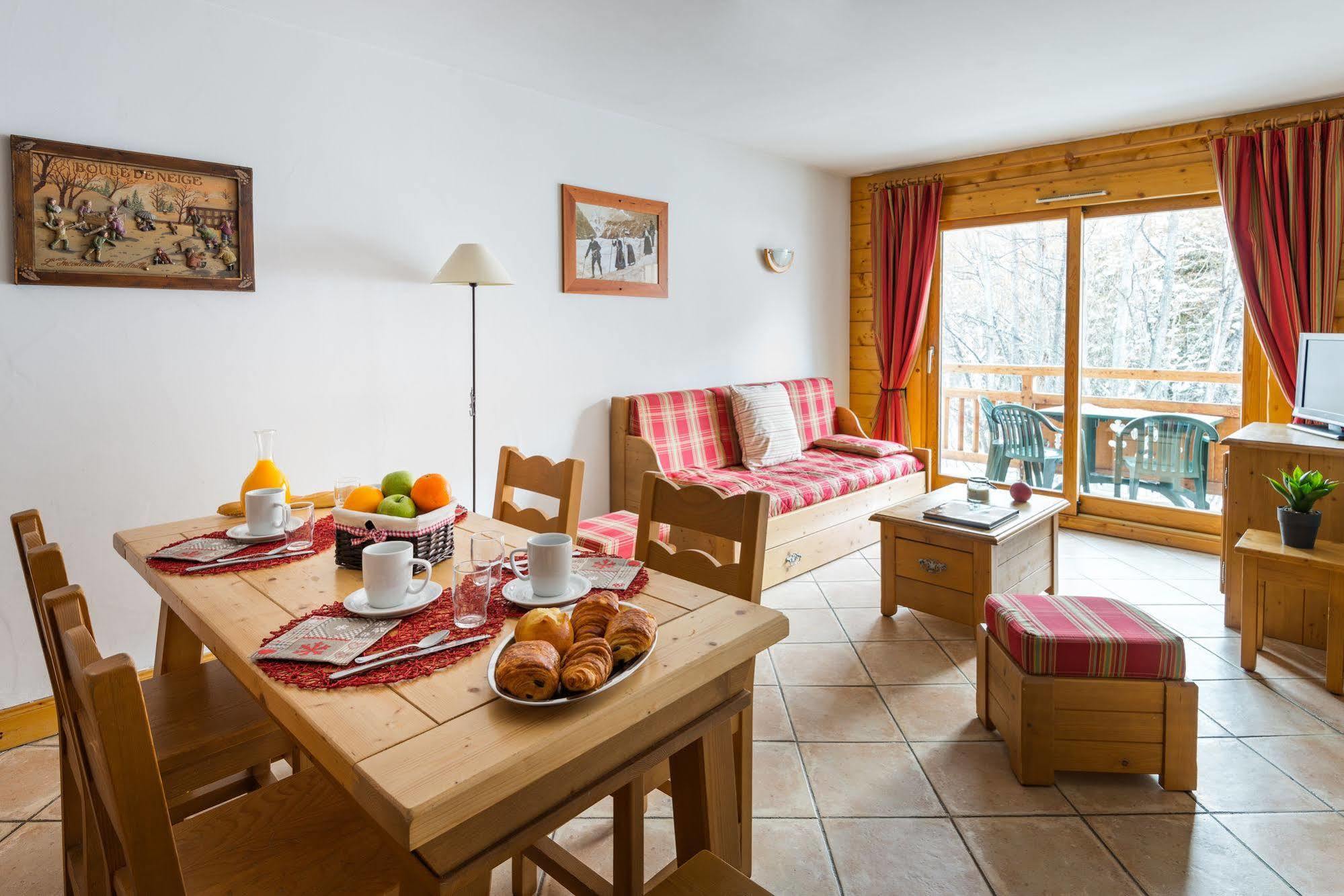 Lagrange Vacances Le Hameau Du Rocher Blanc Сер Шевалье Экстерьер фото